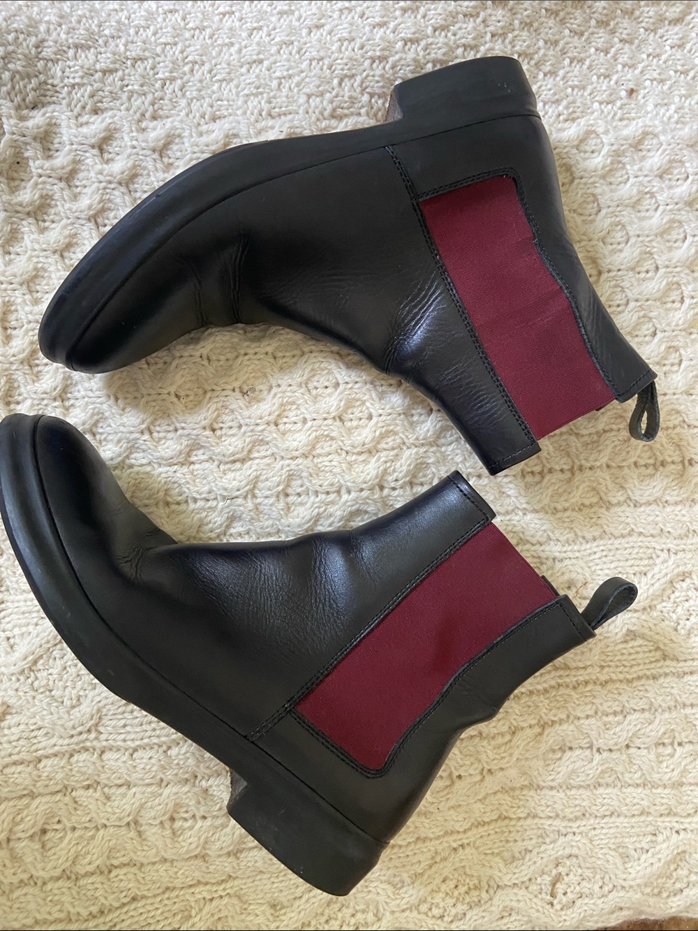 Jil Sander Black Leather Chelsea Boots with Burgundy Elastic 6.5